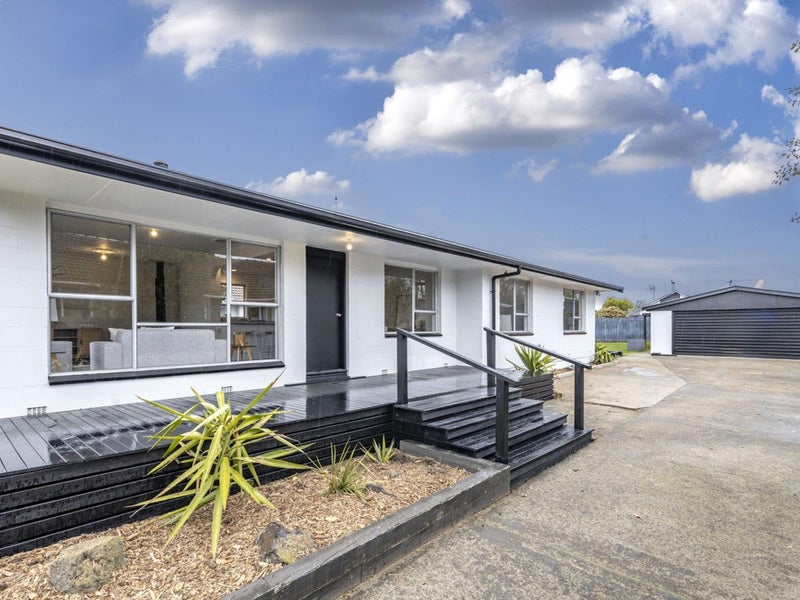 25 Heathglen Avenue, Parklands, Christchurch - Carousel 1