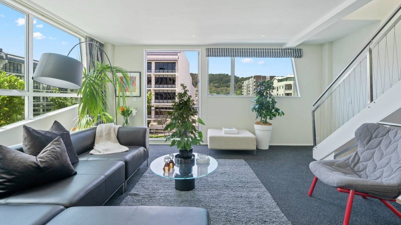 5/3 Holland Street, Te Aro, Wellington - Carousel 1