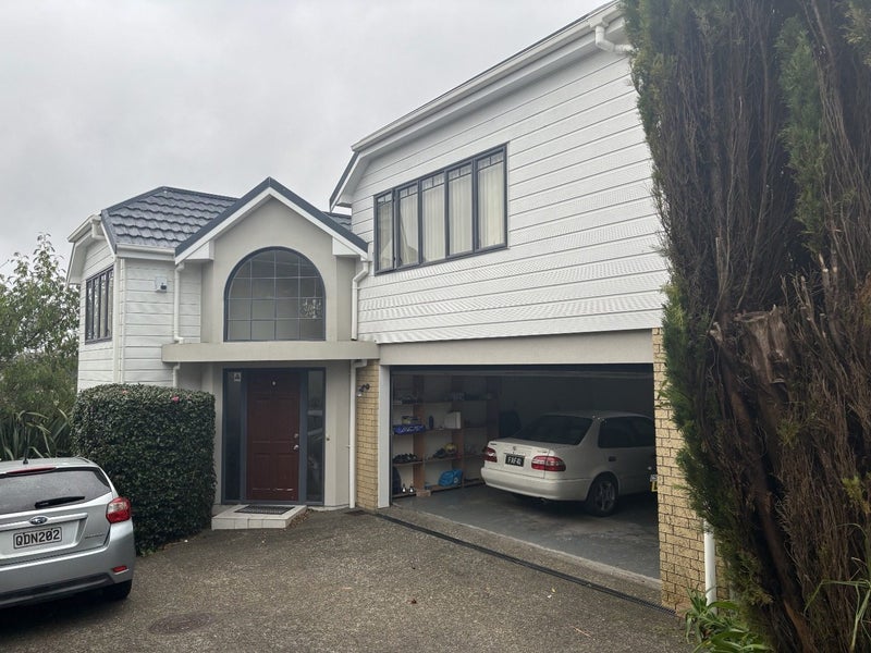 176C East Coast Road, Forrest Hill, Auckland - Carousel 1