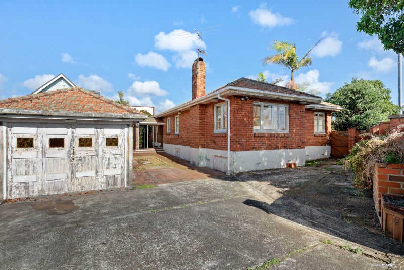 600 Sandringham Road, Sandringham, Auckland - Carousel 1