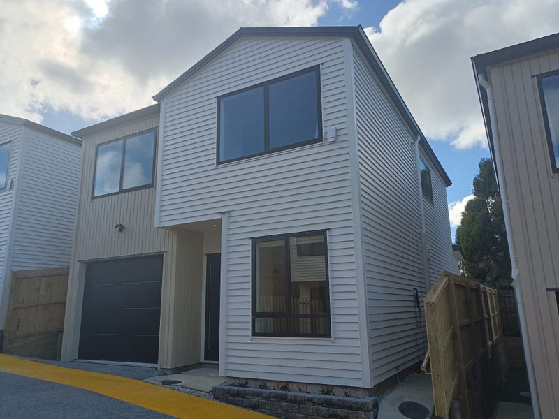 13/116 Colwill Road, Massey, Auckland - Carousel 11