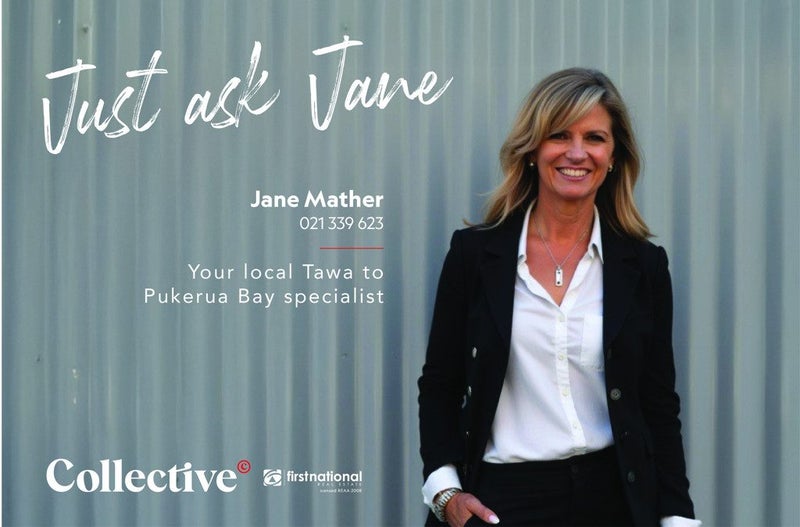 18 Greyfriars Crescent, Tawa, Wellington - Carousel 24