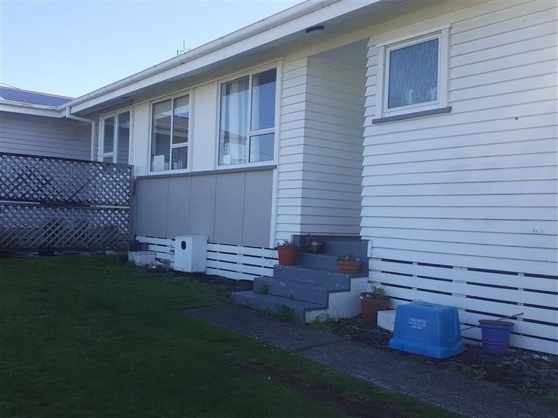 146 Pembroke Street, Westown, New Plymouth - Carousel 1
