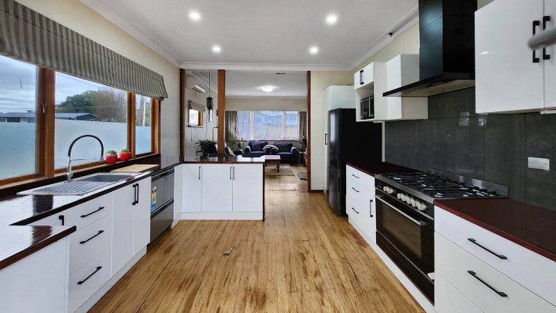 59 Hinemoa Avenue, Taupo - Carousel 2