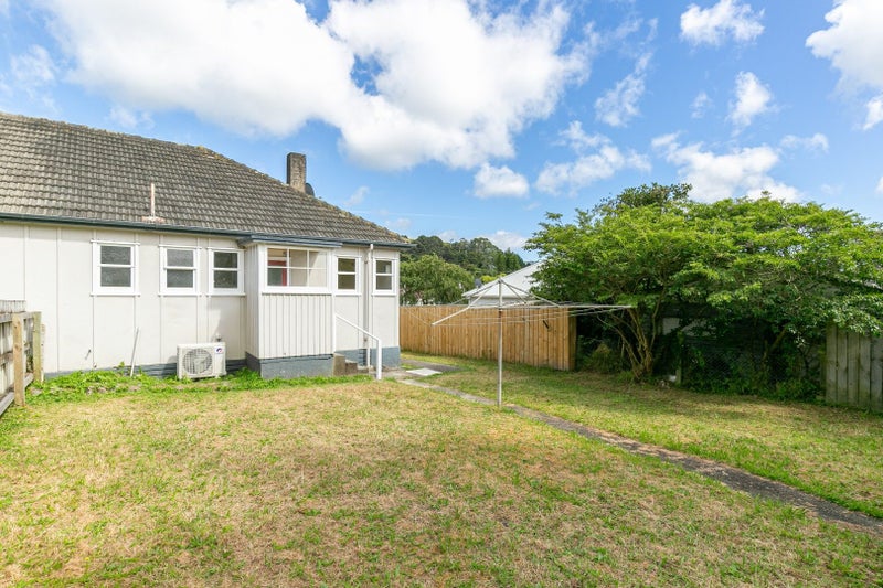 5/3 Toomath Street, Naenae, Lower Hutt - Carousel 12