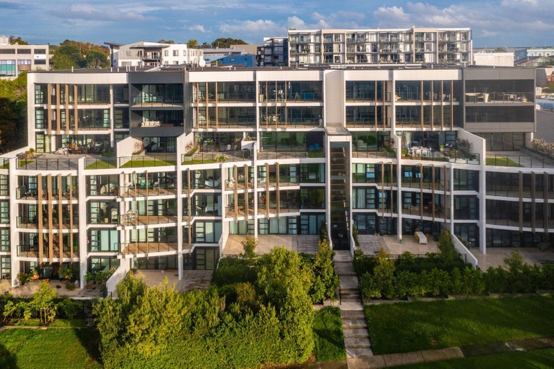 303/8 Kingsland Terrace, Kingsland, Auckland - Carousel 13