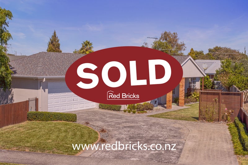 14 Newfield Drive, Fairview Downs, Hamilton - Carousel 1