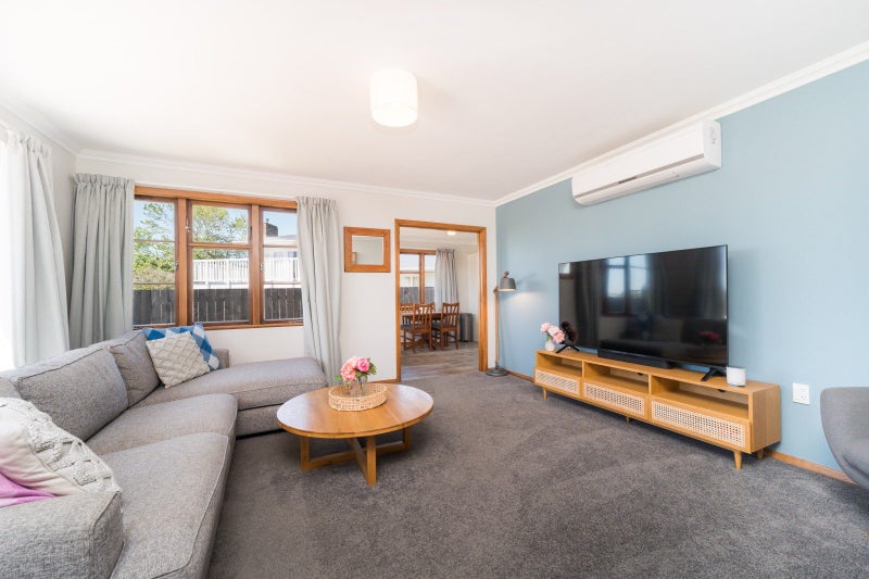 51 Highbury Avenue, Highbury, Palmerston North - Carousel 2