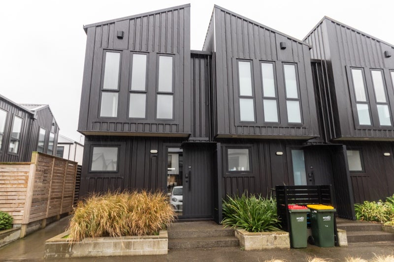 4/24 Fitzherbert Road, Wainuiomata, Lower Hutt - Carousel 15