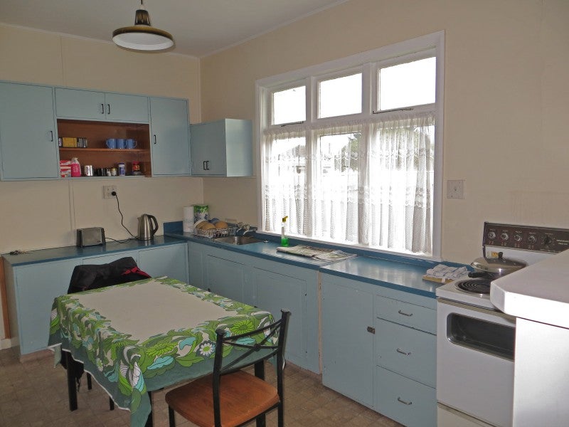 96 Vogel Street, Roslyn, Palmerston North - Carousel 2