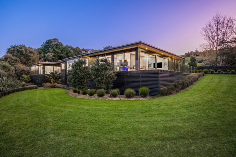 27 Brownhill Road, Manurewa - Carousel 2