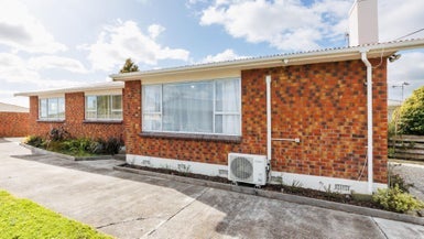 10A Peters Avenue, Cloverlea, Palmerston North - Carousel 1