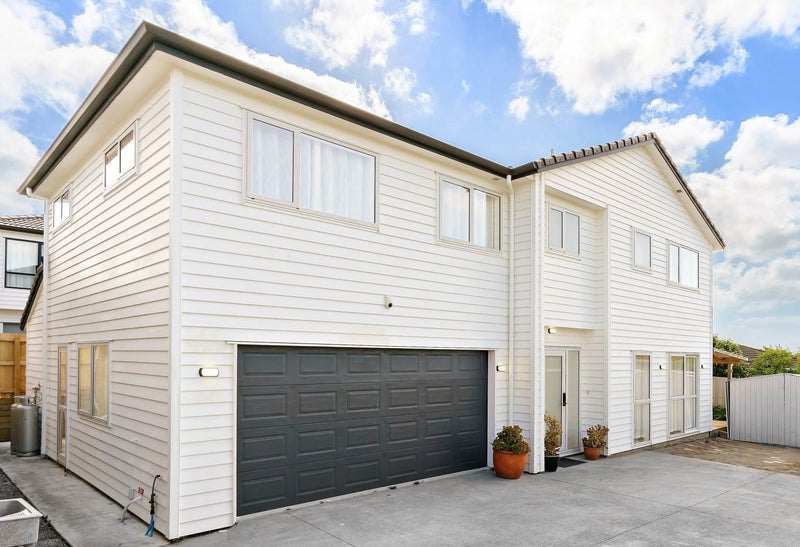 43A Bradbury Road, Botany Downs, Auckland - Carousel 1