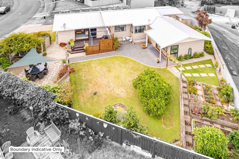 15 Willow Place, Aramoho, Whanganui - Carousel 1