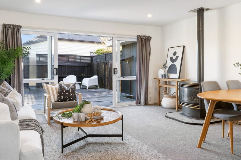 2A Vivian Street, Burwood, Christchurch - Carousel 2