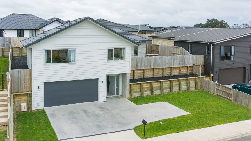 3 Te Tiireke Drive, Glenview, Hamilton - Carousel 1