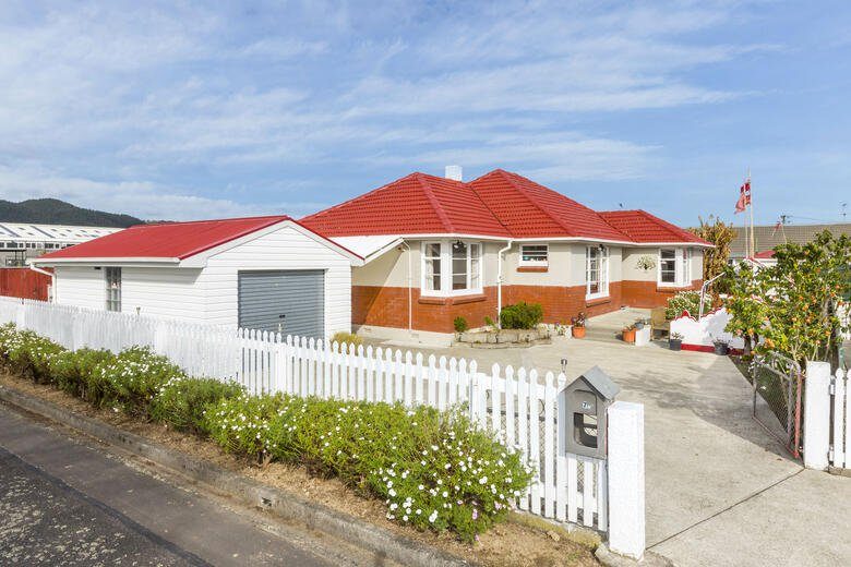 7 Refreshment Place, Trentham, Upper Hutt - Carousel 1