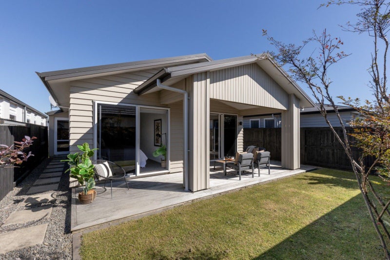 5 Pimelea Street, Papamoa Beach, Papamoa - Carousel 1