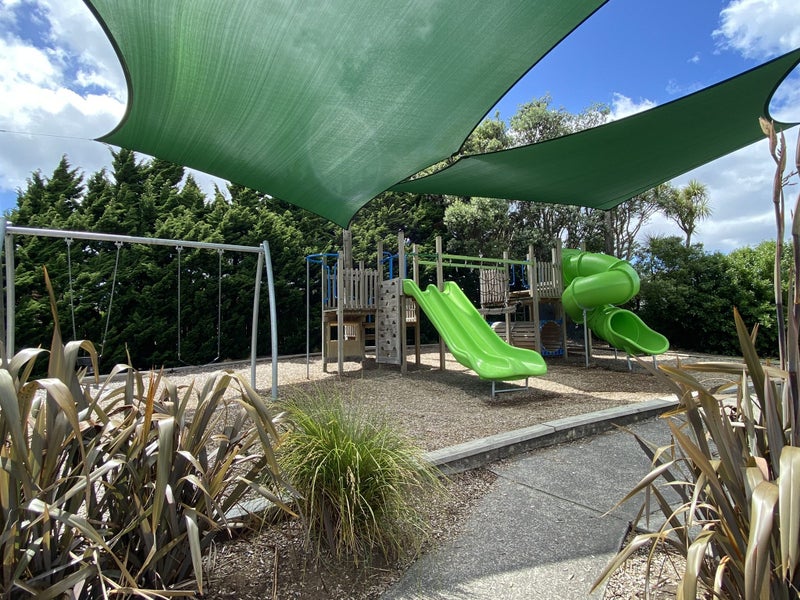 139 Chelsea View Drive, Chatswood, Auckland - Carousel 30