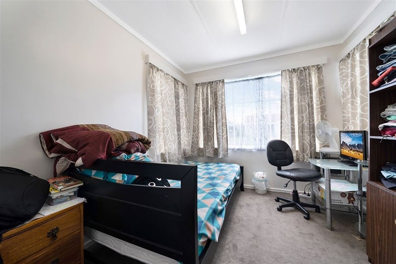 2 Fruitvale Road, New Lynn, Auckland - Carousel 2