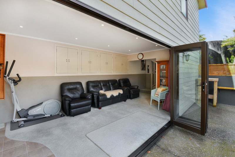 20 Aicken Road, Papakura - Carousel 35