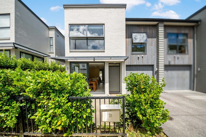 31 Matairangi Avenue, Totara Heights, Auckland - Carousel 2
