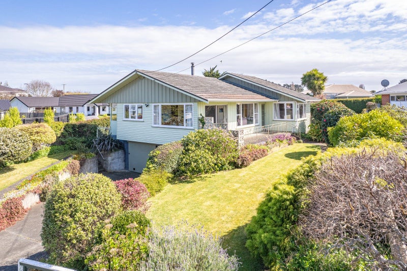 6 Tirimoana Place, Otamatea, Whanganui - Carousel 1