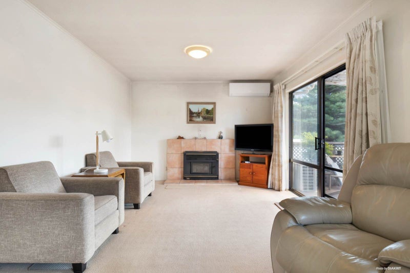 37 Chippendale Crescent, Birkdale, Auckland - Carousel 2