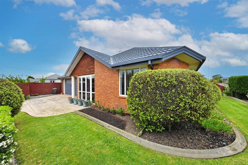 19 Seymour Street, Hornby, Christchurch - Carousel 1