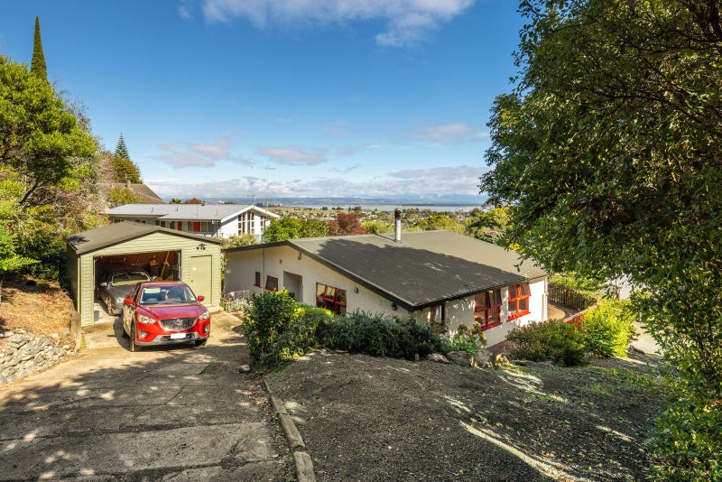 87 Tosswill Road, Tahunanui, Nelson - Carousel 1