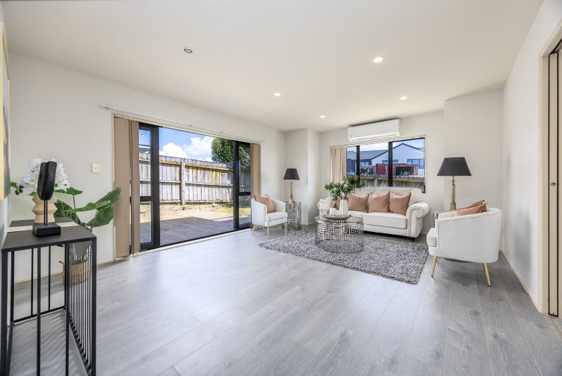 18 Merlot Way, Te Atatu South, Auckland - Carousel 2