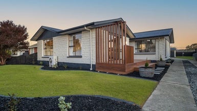 20 Palmers Road, New Brighton, Christchurch - Carousel 1