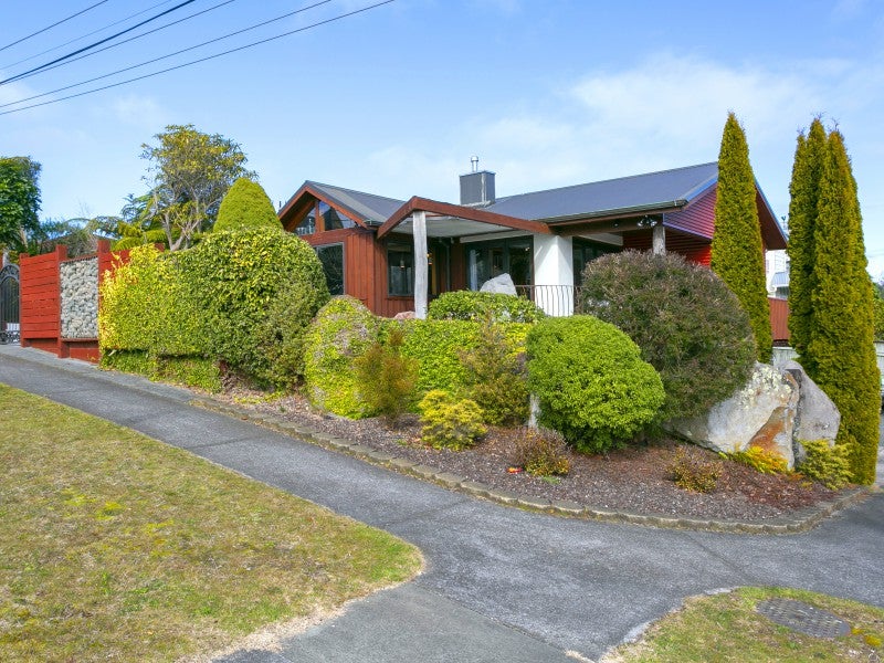 35 Chesham Avenue, Waipahihi, Taupo - Carousel 1