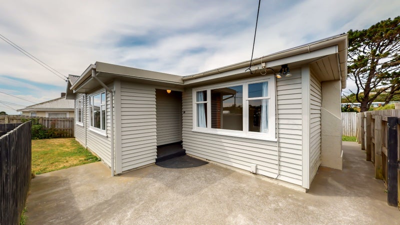 26 Robert Street, Newlands, Wellington - Carousel 1