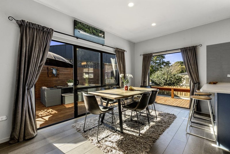 7B Manley Grove, Gate Pa, Tauranga - Carousel 1