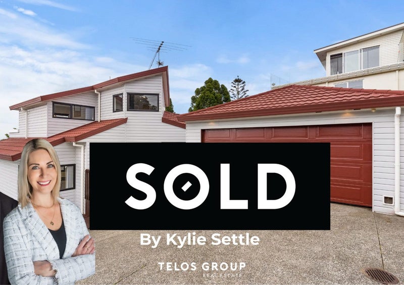 86 Wade River Road, Stanmore Bay, Whangaparaoa - Carousel 1