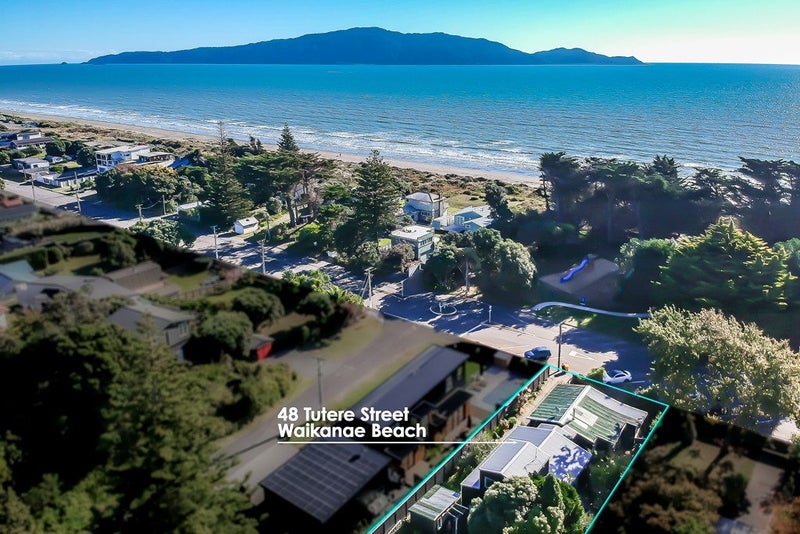 48 Tutere Street, Waikanae Beach, Waikanae - Carousel 1