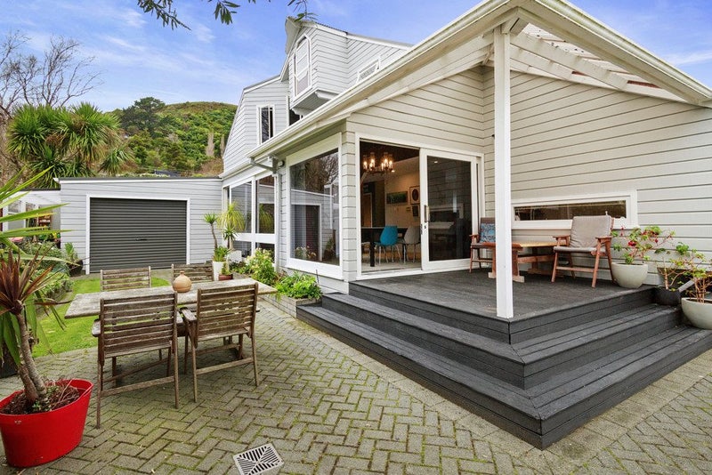 64 Wyndrum Avenue, Waterloo, Lower Hutt - Carousel 2