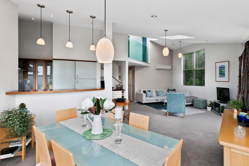 74 Marewa Road, Hataitai, Wellington - Carousel 1