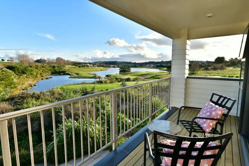 7 Maylee Crescent, Gulf Harbour, Whangaparaoa - Carousel 1