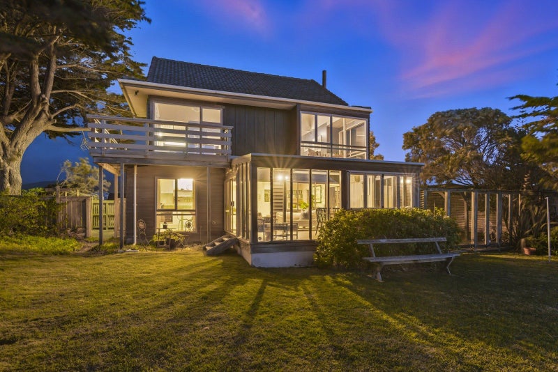 253 Rosetta Road, Raumati Beach, Paraparaumu - Carousel 2
