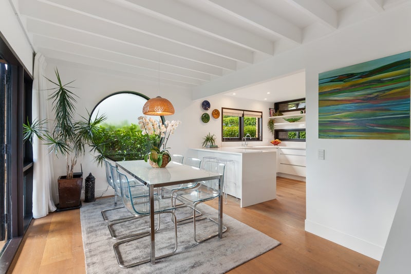 2/73 Ocean View Road, Hillcrest, North Shore City - Carousel 2