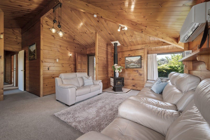 41 Ngamotu Road, Taupo - Carousel 2