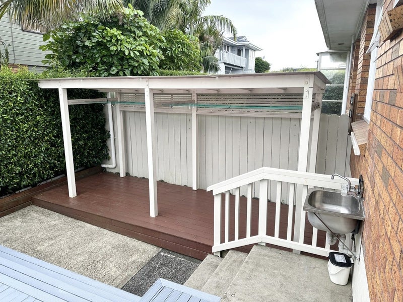 2/41 Nile Road, Milford, Auckland - Carousel 11