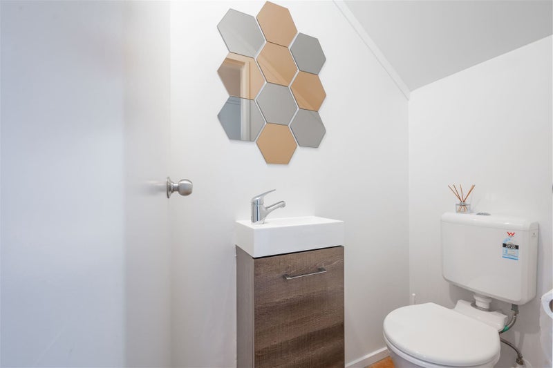 3/15 Andersons Road, Oteha, Auckland - Carousel 22