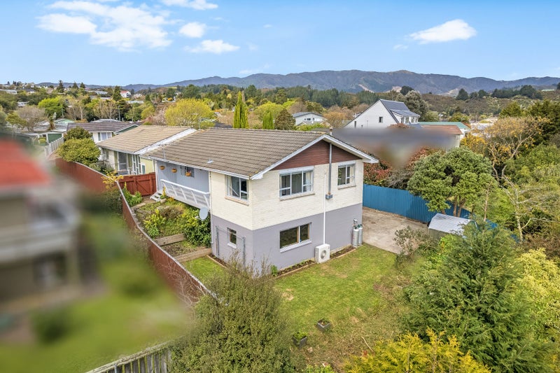 2/13 Roband Crescent, Brown Owl, Upper Hutt - Carousel 1