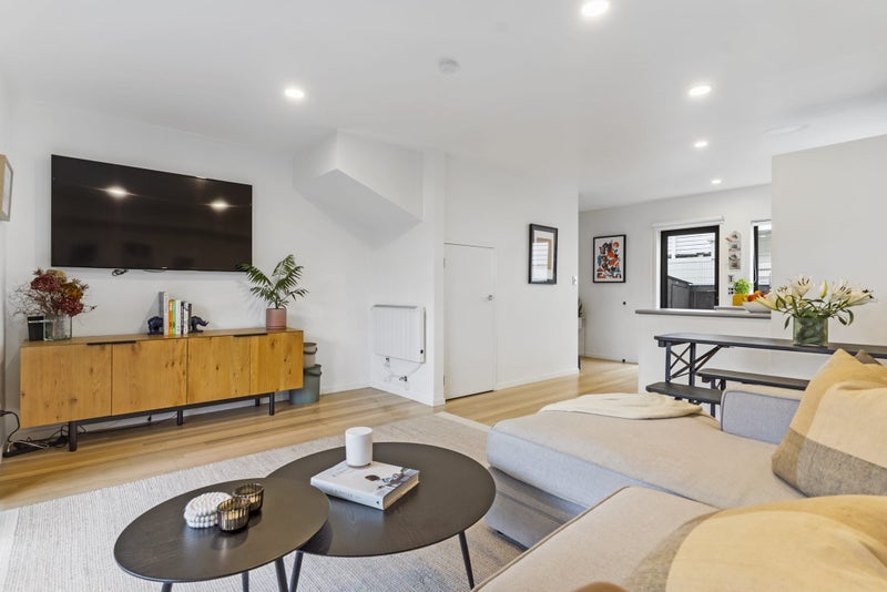 2H Wilton Street, Grey Lynn, Auckland - Carousel 2