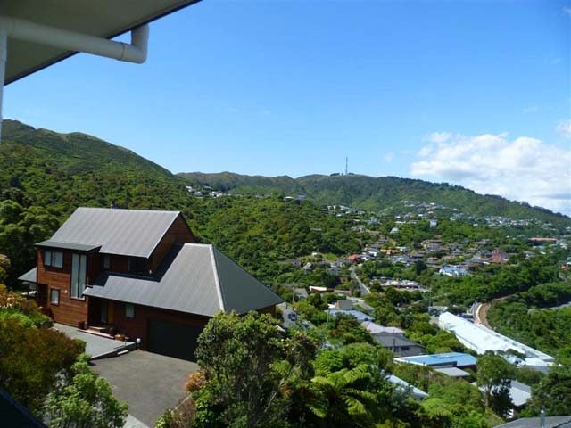 1 Cavalry Close, Crofton Downs, Wellington - Carousel 20