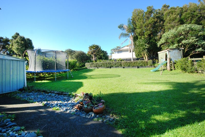 14 William Souter Street, Forrest Hill, Auckland - Carousel 13