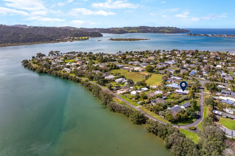 7 Riverside Drive, Warkworth - Carousel 2
